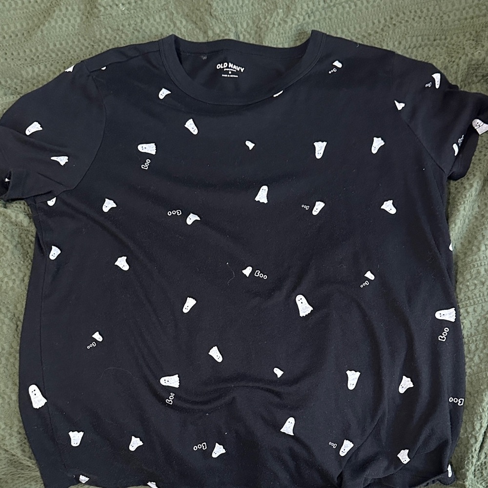 Old Navy Black Tee with Ghost Pattern